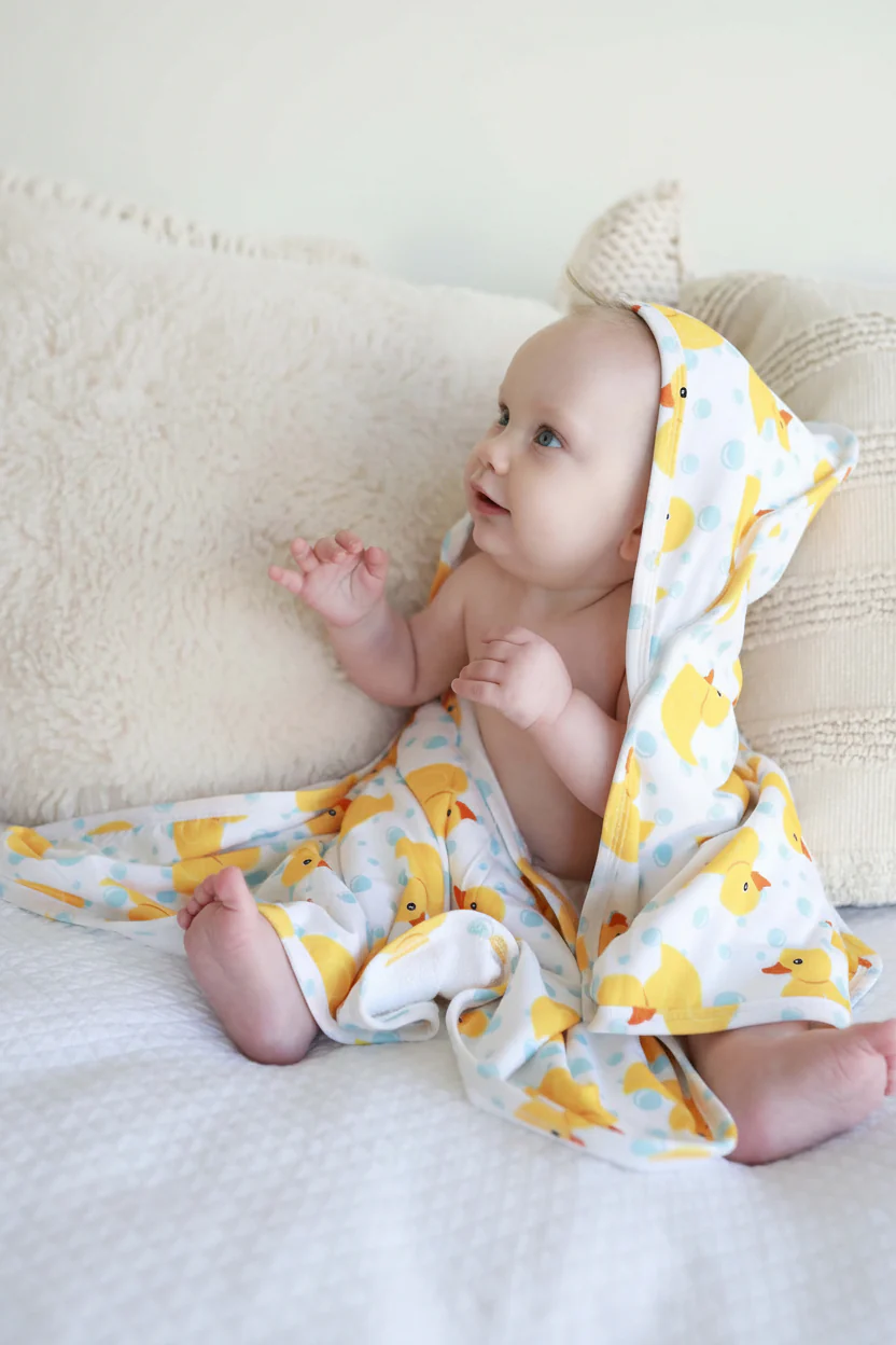 Baby Bamboo Hooded Towels - Image 4