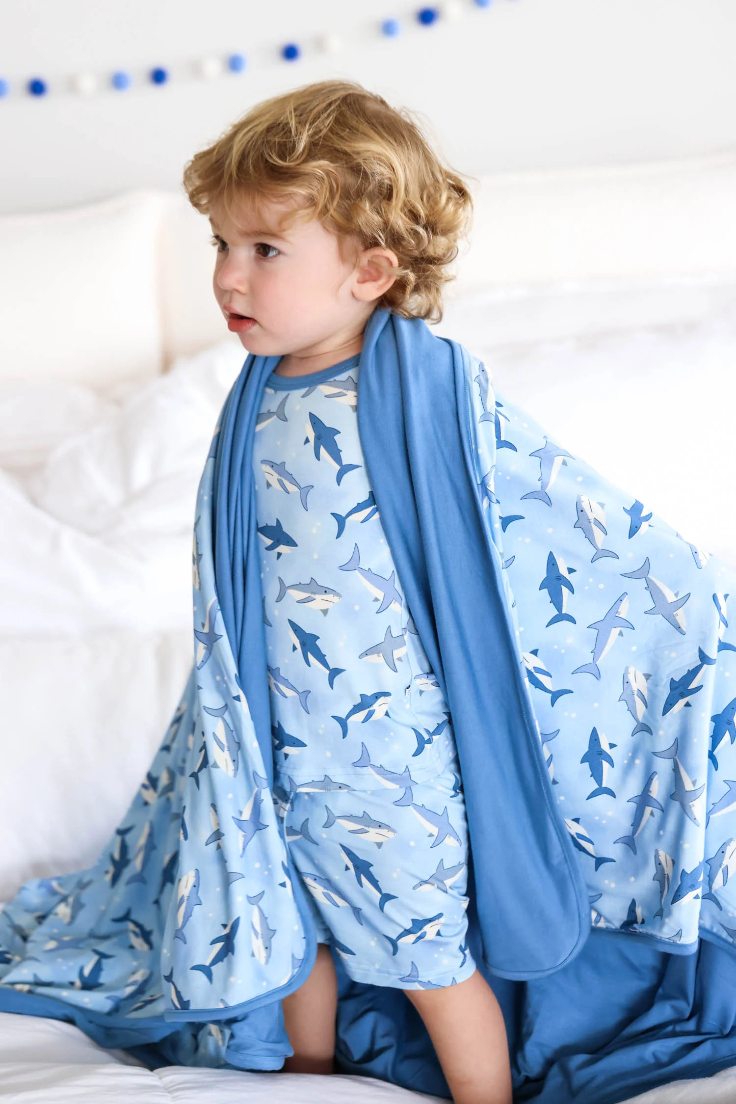 Double Sided Bamboo Blanket | Fin Friends - Image 4