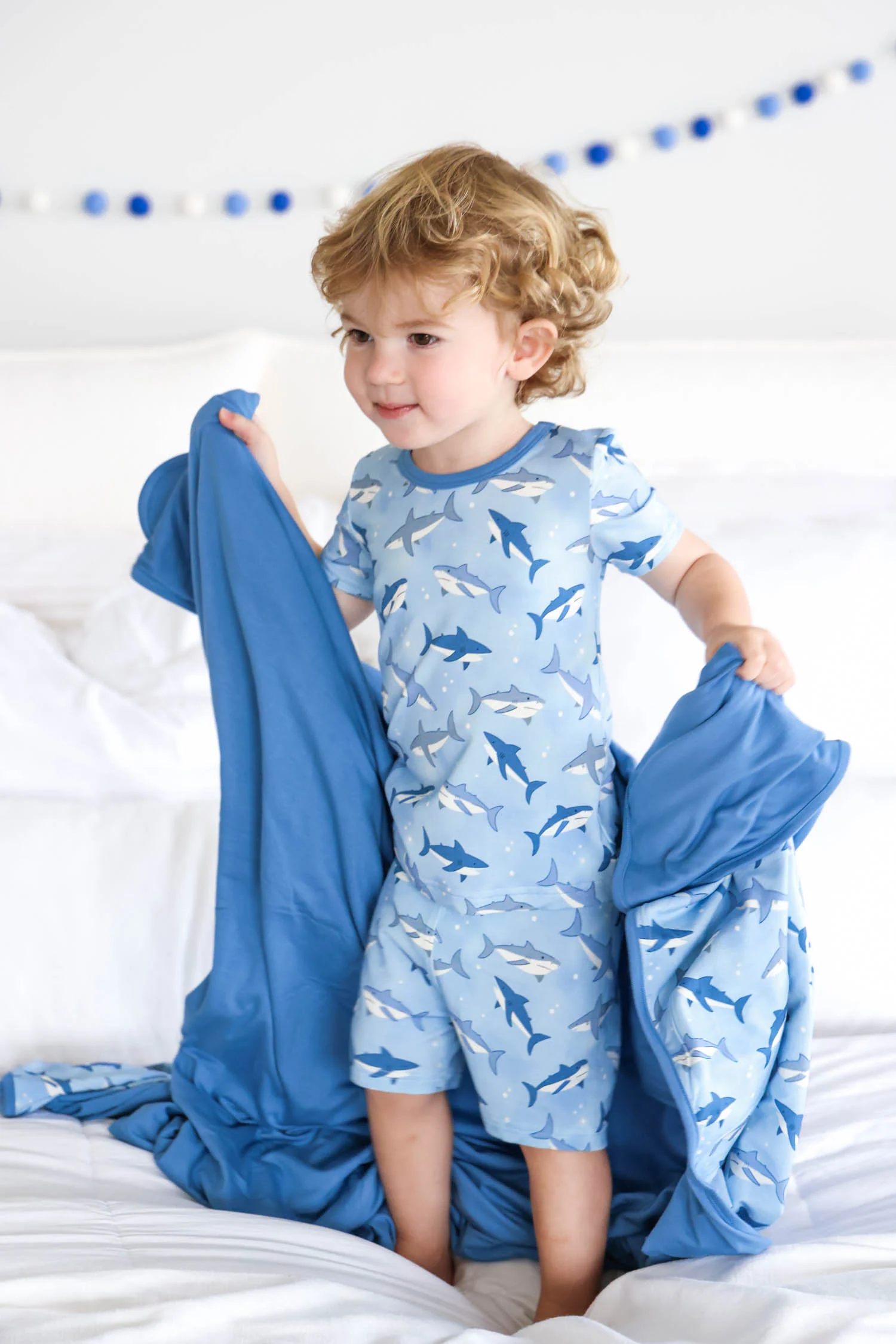 Double Sided Bamboo Blanket | Fin Friends - Image 5