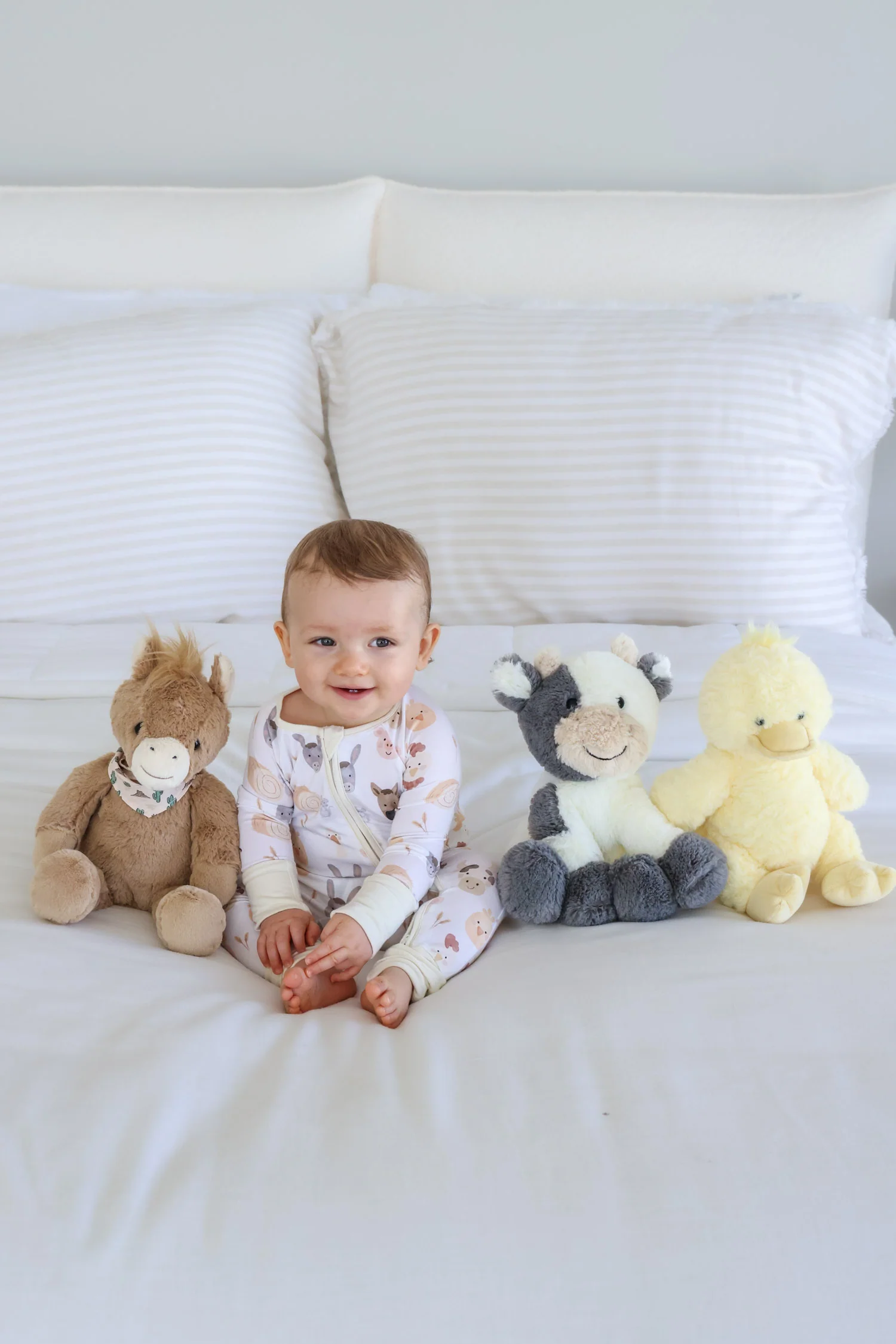 Large Cuddle Plush Friends | Dilly Duck - Image 6