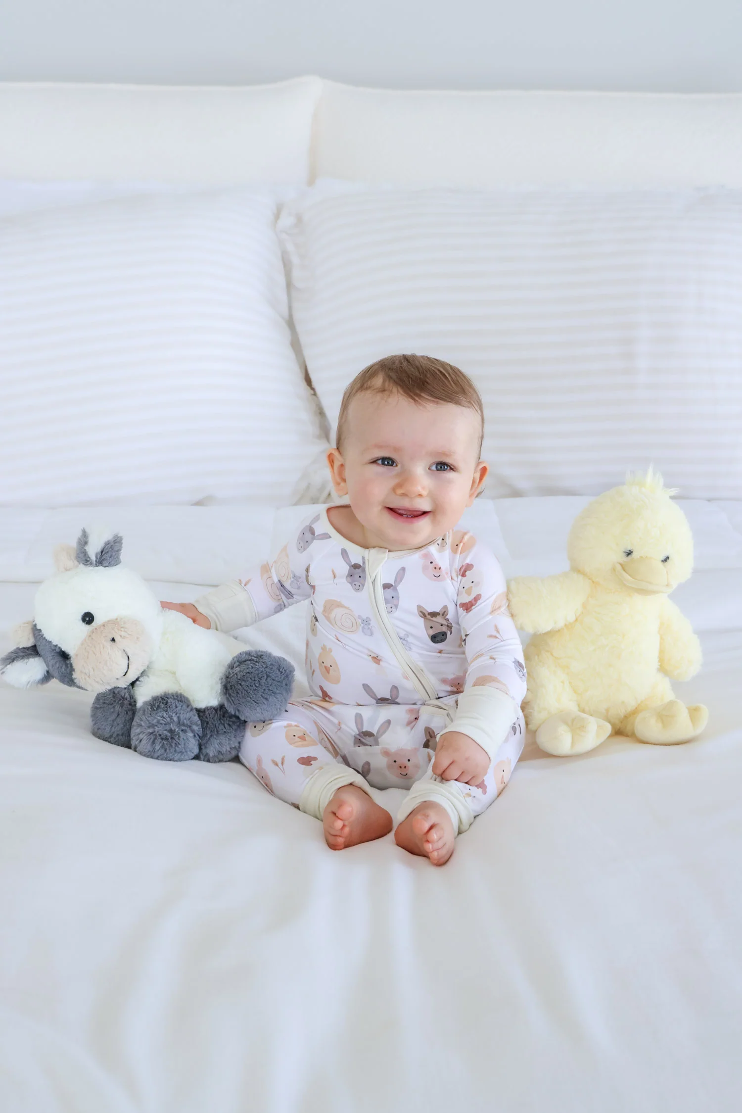 Large Cuddle Plush Friends | Dilly Duck - Image 9