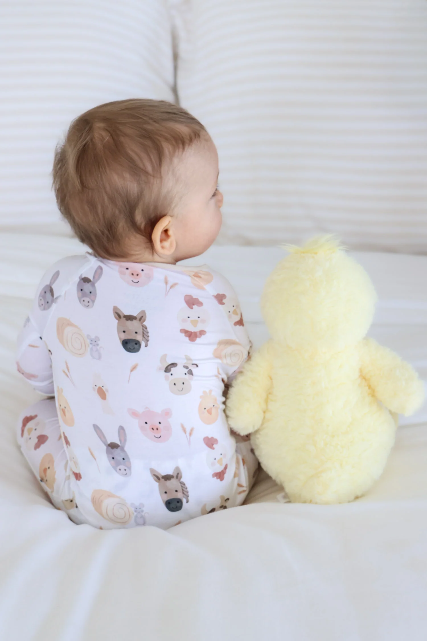Large Cuddle Plush Friends | Dilly Duck - Image 8