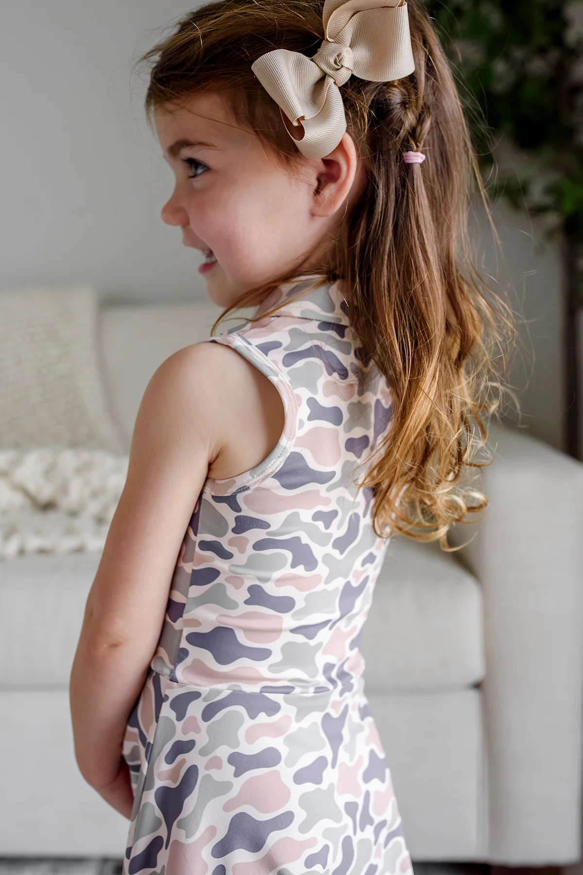 Large Ribbon Bow With Clip | Taupe - Image 2