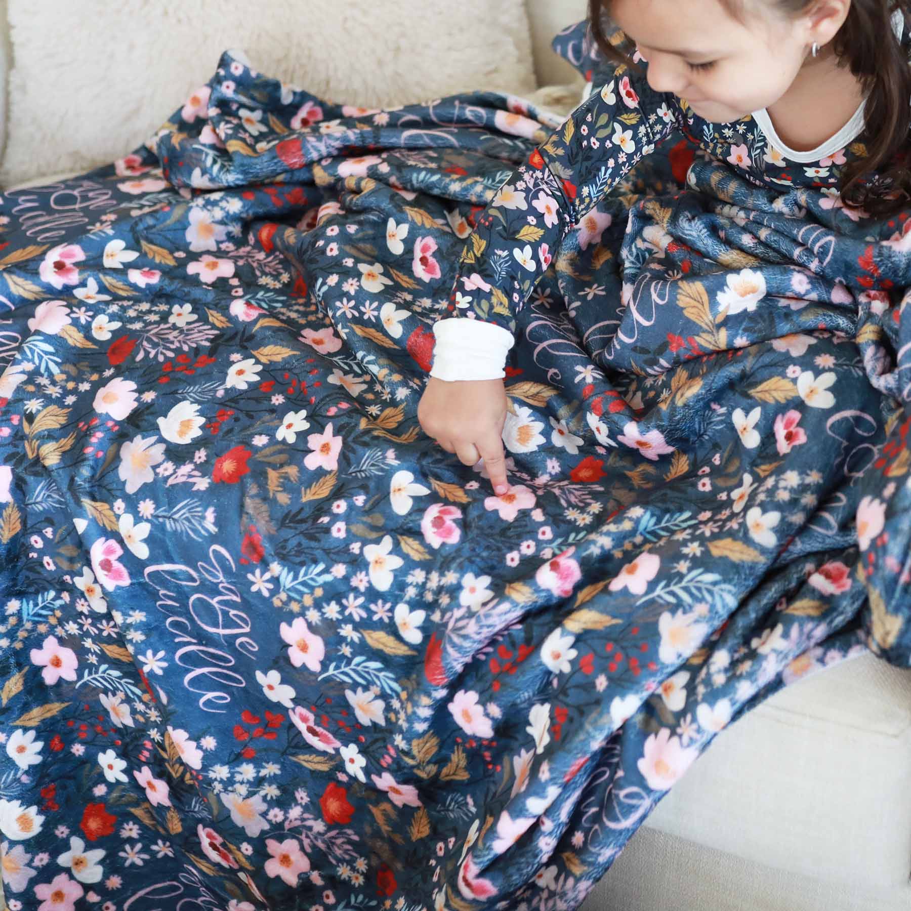 Personalized Themed Blankets for Girls - Image 37